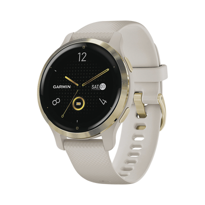 Reloj Garmin Venu 2S color beige en bisel de acero inoxidable, con funciones premium como almacenamiento y reproducción de hasta 2000 canciones.