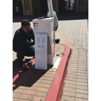 Barrera Vehicular / Uso Intensivo Continuo / Compatible con Mástil de hasta 14 ft / 4.26 m (No incluido) / Bajo mantenimiento / Garantia 5 años