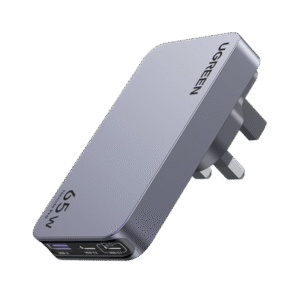 Cargador rápido de viaje GaN de 3 puertos y 65 W con enchufes de EE. UU., Reino Unido y UE. Cargador rápido de viaje GaN de 3 puertos y 65 W con enchufes de EE. UU., Reino Unido y UE.