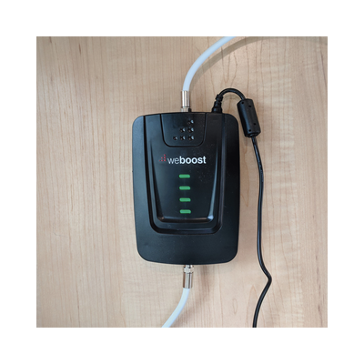 Kit de Amplificador de Señal Celular para Vehículo Recreacional u Oficina Móvil | 4G LTE 3G y 2G | 65 dB de Ganancia | Incluye Mástil Telescópico para Antena Exterior