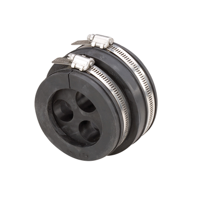 Bota pasamuro de 5". Incluye 3 orificios para cable de 7/8"