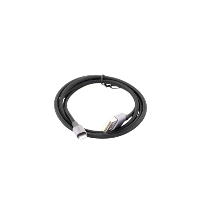 Cable USB-A a Lightning | 1 Metro | Certificado MFi | Carga Rápida 5V/2.4 A | 480 Mbps | Conector C94 | Adecuado para iPhone, iPad y iPod | Protección Integrada | Caja de Aluminio | Nylon Trenzado | Color Negro.