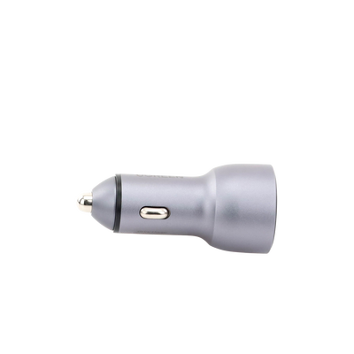 Cargador de Auto 52.5W | Puerto USB-A y USB-C | Carga Rápida | Compatible con Vehículos de 12 y 24 VCD | PD3.0 + QC3.0 | Chip Inteligente | Diseño Compacto Mayor Eficiencia Energética | Caja de Aluminio.