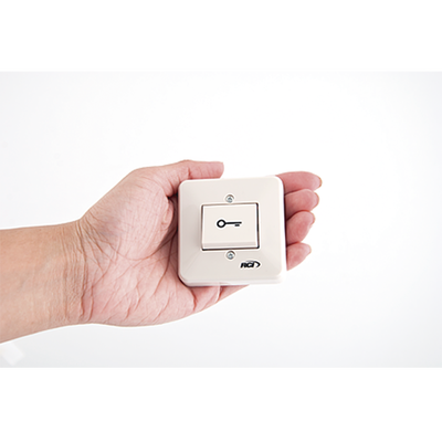 Botón de Salida Ultra Compacto / Ideal para uso en Escritorios / NO & NC / UL