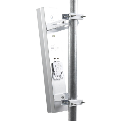 Antena sectorial para estaciones base airMAX AC de 60° de cobertura horizontal, en 5 GHz (5150 - 5875 MHz) de 21 dBi Antena sectorial para estaciones base airMAX AC de 60° de cobertura horizontal, en 5 GHz (5150 - 5875 MHz) de 21 dBi