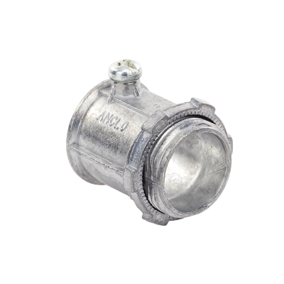 Conector de 3/4" para Tubo Pared Delgada con Tornillos Opresores. Conector de 3/4" para Tubo Pared Delgada con Tornillos Opresores.