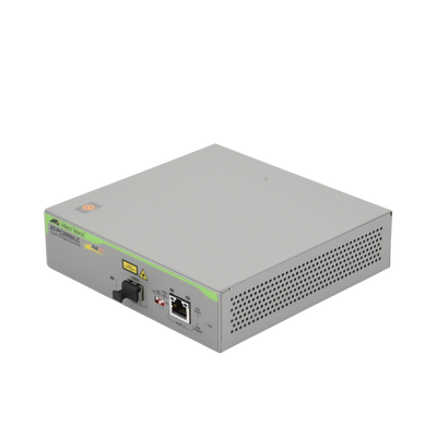 Convertidor de medios Gigabit Ethernet PoE+ a fibra óptica, conector LC, multimodo (MMF), distancia hasta 550 m Convertidor de medios Gigabit Ethernet PoE+ a fibra óptica, conector LC, multimodo (MMF), distancia hasta 550 m
