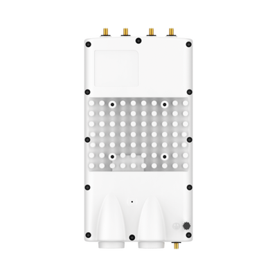 Estación base ePMP4600 MU-MIMO 4x4 / Wi-Fi 6e (802.11ax) / 5725 - 7125 MHz / hasta 120 suscriptores / hasta 4 Gbps