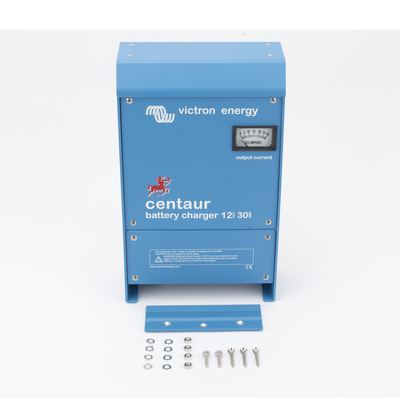 Cargador de Batería Centaur / Tecnología de Alta Frecuencia / Modelos 12-24 VDC / Carga 3 Etapas / 3 Salidas / Protección IP21