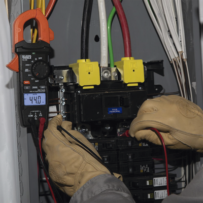 Kit de Amperímetro de Gancho (400A CA) con Probador de Fase y Divisor (para medir corriente sin cortar el cable). Kit de Amperímetro de Gancho (400A CA) con Probador de Fase y Divisor (para medir corriente sin cortar el cable).