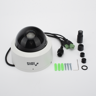 Camara Domo IP 5MP | LENTE MOT 2.7 - 13.5 MM |Compatible Con Terceros | API , Onvif Profile S/T | IK10 IP67 | 30M IR | H.265 | SOPORTA E/S ALARMA| SOPORTA E/S AUDIO