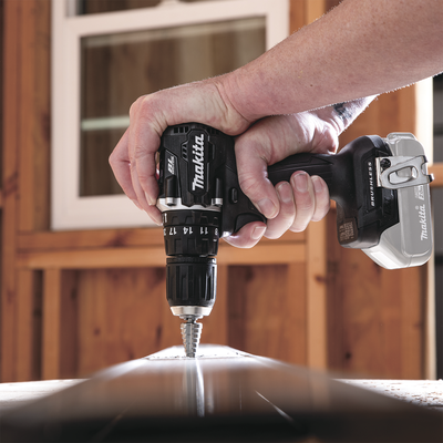 Rotomartillo/Taladro Inalámbrico SIN CARBONES, Broquero de 1/2", 1,700 RPM, 18V⎓, Torque: 40 N.m C/2 Bat. (1.5Ah) y Cargador. Rotomartillo/Taladro Inalámbrico SIN CARBONES, Broquero de 1/2", 1,700 RPM, 18V⎓, Torque: 40 N.m C/2 Bat. (1.5Ah) y Cargador.