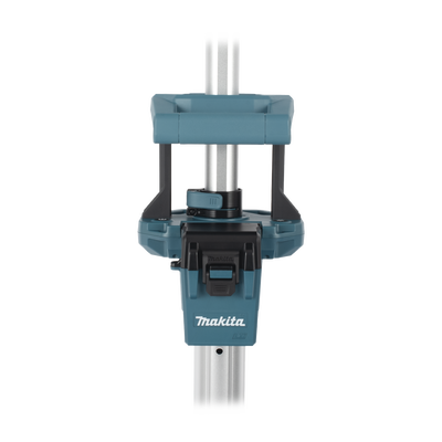 Lampara con Torre para Iluminación Inalambrica con tres Cabezales Multidireccionales , se extiende hasta 2.2 metros, Utiliza batería LXT® Litioâ€‘Ion de 18V.