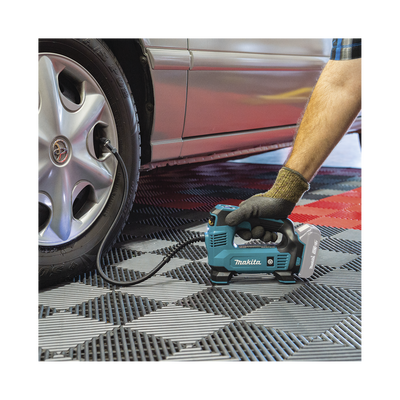 Inflador Inalámbrico 18 Vcc Hasta 121 PSI (Sin Batería / Sin Cargador).