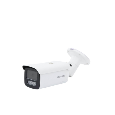 [ PROTECCIÓN ACTIVA ] Bala IP 4 Megapixel / Lente 4 mm / 60 mts IR / Exterior IP67 / Micrófono y Bocina Integrado (Audio de Dos Vías) / DARKFIGHTER / PoE+ / Luz Estroboscopica / ONVIF / Micro SD / 4 Analíticos