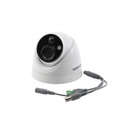 Turret FLASH TURBOHD (LED Blancos Intermitentes) / PIR (EVITA Falsas Alarmas) / 2 Megapixel (1080p) / 20 mts IR EXIR / Lente 2.8 mm / IP67 / Salida de Alarma Turret FLASH TURBOHD (LED Blancos Intermitentes) / PIR (EVITA Falsas Alarmas) / 2 Megapixel (1080p) / 20 mts IR EXIR / Lente 2.8 mm / IP67 / Salida de Alarma