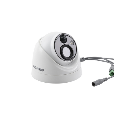 Turret FLASH TURBOHD (LED Blancos Intermitentes) / PIR (EVITA Falsas Alarmas) / 2 Megapixel (1080p) / 20 mts IR EXIR / Lente 2.8 mm / IP67 / Salida de Alarma Turret FLASH TURBOHD (LED Blancos Intermitentes) / PIR (EVITA Falsas Alarmas) / 2 Megapixel (1080p) / 20 mts IR EXIR / Lente 2.8 mm / IP67 / Salida de Alarma