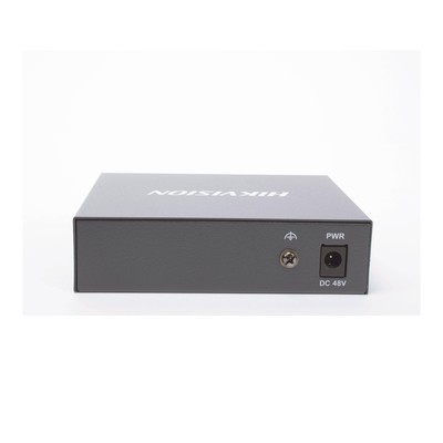 Switch Gigabit PoE+ / No Administrable / 4 Puertos 1000 Mbps PoE+ / 1 Puerto 1000 Mbps Uplink / 35 Watts Switch Gigabit PoE+ / No Administrable / 4 Puertos 1000 Mbps PoE+ / 1 Puerto 1000 Mbps Uplink / 35 Watts