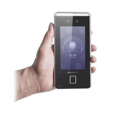 Terminal Min Moe WiFi de Reconocimiento Facial ULTRA RÁPIDO (Exterior IP65) / Hasta 1.5 mts en lectura / Soporta P2P Hik-Connect / 3,000 Usuarios /QR y Videoportero (ambientes de bajo ruido) / HIK-IA