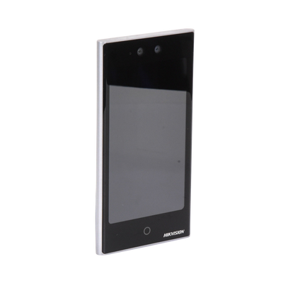 Terminal Facial WiFi con pantalla de 7" / Exterior IP65 / 10,000 Rostros y 50,000 Tarjetas / 10,000 Huellas (Módulo Opcional) / ISAPI / ISUP 5.0 / Codigos QR y Bluethooth / Intercom SIP Estandar / HIK-IA
