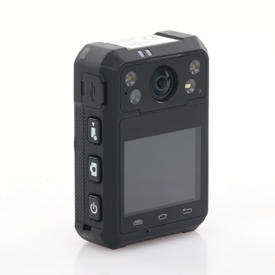 Body Camera Portátil / Grabación a 1920 × 1080p / Pantalla Frontal 1.77" TFT / Conexión Remota 4G / WiFi / GPS / Fotos de Hasta 40 Megapixel / IP68 / H.265 / 128 GB de Almacenamiento / Microfono Integrado Body Camera Portátil / Grabación a 1920 × 1080p / Pantalla Frontal 1.77" TFT / Conexión Remota 4G / WiFi / GPS / Fotos de Hasta 40 Megapixel / IP68 / H.265 / 128 GB de Almacenamiento / Microfono Integrado