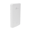 Punto de acceso Omada doble banda 802.11ac, PoE 802.3af/at, MU-MIMO, MIMO 2x2 diseño placa de pared con tres puertos adicionales, soporta hasta 100 clientes.