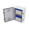 Gabinete para instalación de 2 Baterías PL110D12, Fabricado en Lámina Galvanizada, Accesorios para piso o poste (No incluidos)