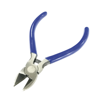 Pinza de corte diagonal de 5" con mangos cubiertos de plastico. Pinza de corte diagonal de 5" con mangos cubiertos de plastico.