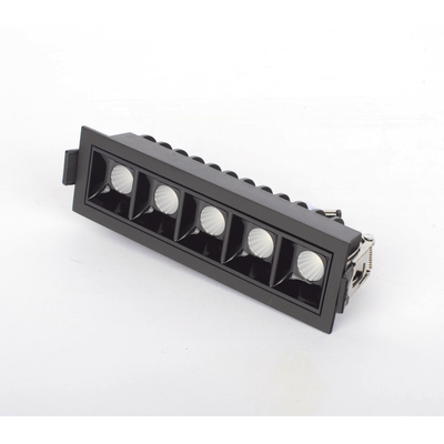 Reflector Empotrable / LUZ Fría / 110 V / 10 W / 750 lúmenes / 50000 hrs / IP20