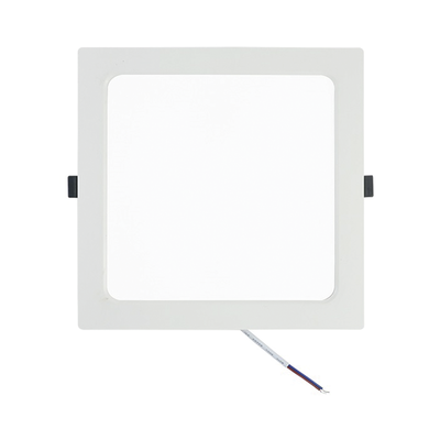 Spot Cuadrado Empotrable / 30 x 30 cm / Luz Fría / 110 V / 24 W / 2040 lúmenes / 25000 hrs / Ángulo de apertura 120° / IP20 Spot Cuadrado Empotrable / 30 x 30 cm / Luz Fría / 110 V / 24 W / 2040 lúmenes / 25000 hrs / Ángulo de apertura 120° / IP20