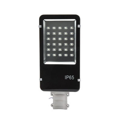 Luminaria LED 12/24 Vcc de 30 W para alumbrado público