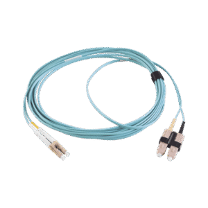 Jumper de Fibra Óptica Multimodo 50/125 XGLO OM3, LC-SC Duplex, OFNR, Color Aqua, 7 Metros