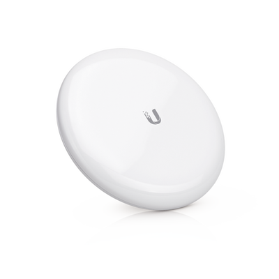 Radio airMAX de alta capacidad, hasta 1 Gbps en 60 GHz con failover en 5 GHz, con antena integrada de 17.2 y 10 dBi respectivamente