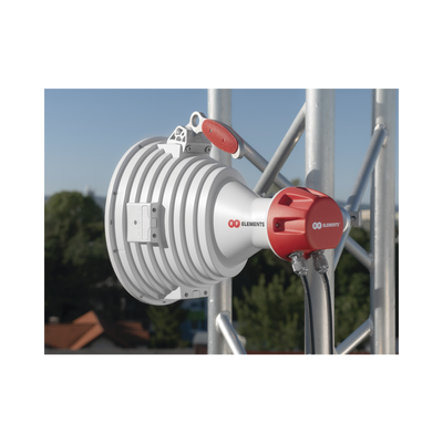 Antena Sectorial Asimétrica Carrier Class apertura 30 grados tipo cuerno 20.5 dBi 5180-6000 MHz conectores tipo N hembra