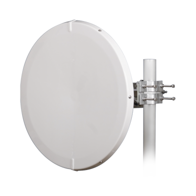 Antena Direccional de Alto Rendimiento / 31 dBi / 2 ft / 5.9-7 GHz / Conectores RP-SMA / Alto Aislamiento al Ruido / Fácil Montaje y herraje de acero inoxidable / Radomo Incluido Antena Direccional de Alto Rendimiento / 31 dBi / 2 ft / 5.9-7 GHz / Conectores RP-SMA / Alto Aislamiento al Ruido / Fácil Montaje y herraje de acero inoxidable / Radomo Incluido