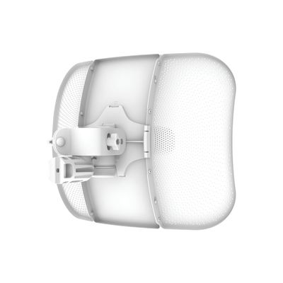 LiteBeam 2x2 MIMO airMAX AC GEN2 CPE hasta 450 Mbps, 5 GHz (5150 - 5875 MHz) con antena integrada de 23 dBi LiteBeam 2x2 MIMO airMAX AC GEN2 CPE hasta 450 Mbps, 5 GHz (5150 - 5875 MHz) con antena integrada de 23 dBi