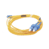 Jumper de Fibra Óptica Monomodo 9/125 LC/UPC-SC/UPC, PVC, 2.0 mm, Dúplex, amarillo, 3 metros