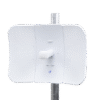 Cliente PtMP LTU™ Long Range, 5 GHz (4.8 - 6-2 GHz) con antena integrada de 26 dBi