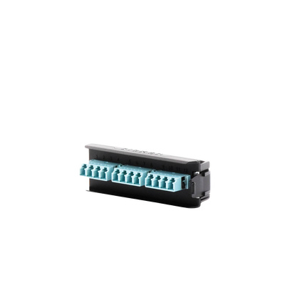 Placa Acopladora LightVerse, 6 Conectores Dúplex LC/UPC, Acepta hasta 12 fibras Multimodo OM3 y OM4 (No Shuttered)