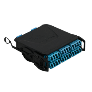 Módulo Plug & Play LightVerse, Hasta 24 fibras, Base 12 Hembra, "Shuttered" LC/UPC para fibra Monomodo, STD Loss