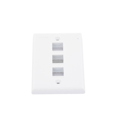 Placa de Pared Vertical, Salida Para 3 Puertos Keystone, Color Blanco