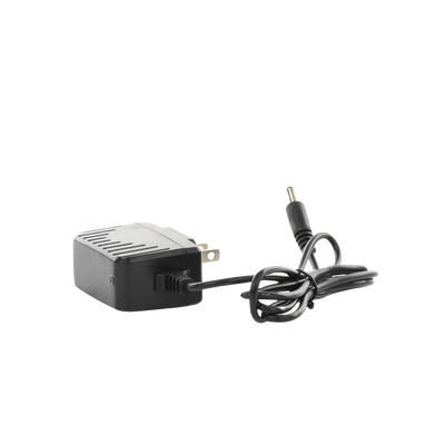 5 Vcc / 2 A / Adaptador de voltaje / Voltaje de Entrada de 100-240 Vca