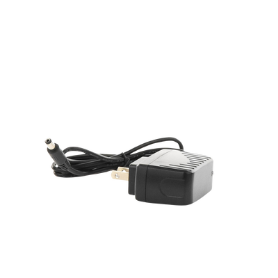 5 Vcc / 2 A / Adaptador de voltaje / Voltaje de Entrada de 100-240 Vca