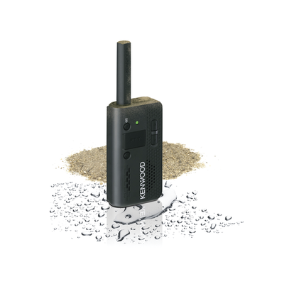 440-480 MHz, 1.5 W, 4 canales, Linterna, MIL-STD-810, IP54. Incluye Antena / Batería / Cargador / Banda