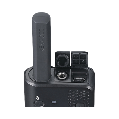 440-480 MHz, 1.5 W, 4 canales, Linterna, MIL-STD-810, IP54. Incluye Antena / Batería / Cargador / Banda