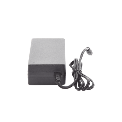 Adaptador de voltaje de 48 Vcc @ 3 A; 144 W Adaptador de voltaje de 48 Vcc @ 3 A; 144 W