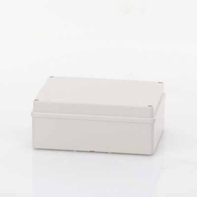 Gabinete de Plástico (140 X 190 X 76 mm). Para Instalaciones Comerciales, Residenciales e Industriales. Incluye Tornillería para su Tapa. Gabinete de Plástico (140 X 190 X 76 mm). Para Instalaciones Comerciales, Residenciales e Industriales. Incluye Tornillería para su Tapa.