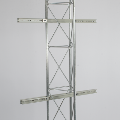 Montaje Universal de Torre para Montar Gabinetes de 30-80 cm de ancho.