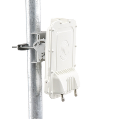 Backhaul radio conecterizado, 4.9-6.05 GHz PTP/HCMP/ 450 Mbps Reales (C050067H007A)