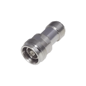 Adaptador en Línea de Conector 4.3-10 Hembra a N Hembra, Bronce Blanco/ Plata/ Teflón. Adaptador en Línea de Conector 4.3-10 Hembra a N Hembra, Bronce Blanco/ Plata/ Teflón.